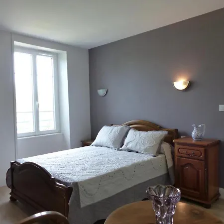 De Charme A Avec Jardin Privatif - Fr-1-489-105 * Saint-Bonnet-de-Rochefort